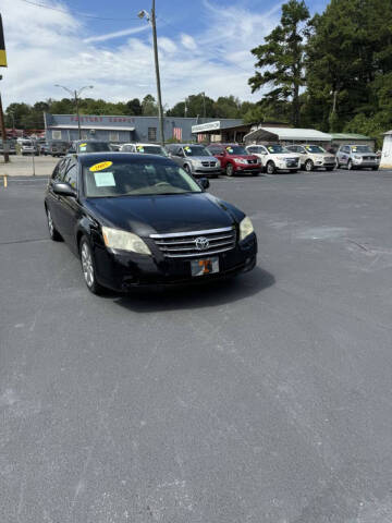 2005 Toyota Avalon for sale at Elite Motors in Knoxville TN