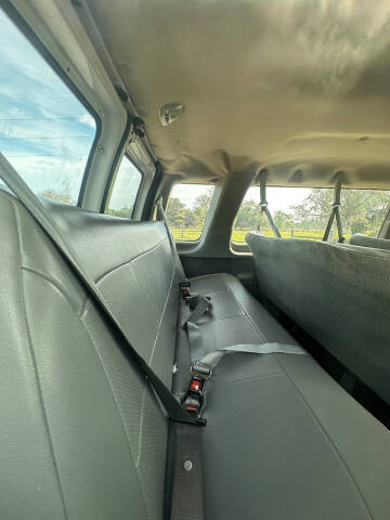 2003 Ford E-Series E-350 SD XL
