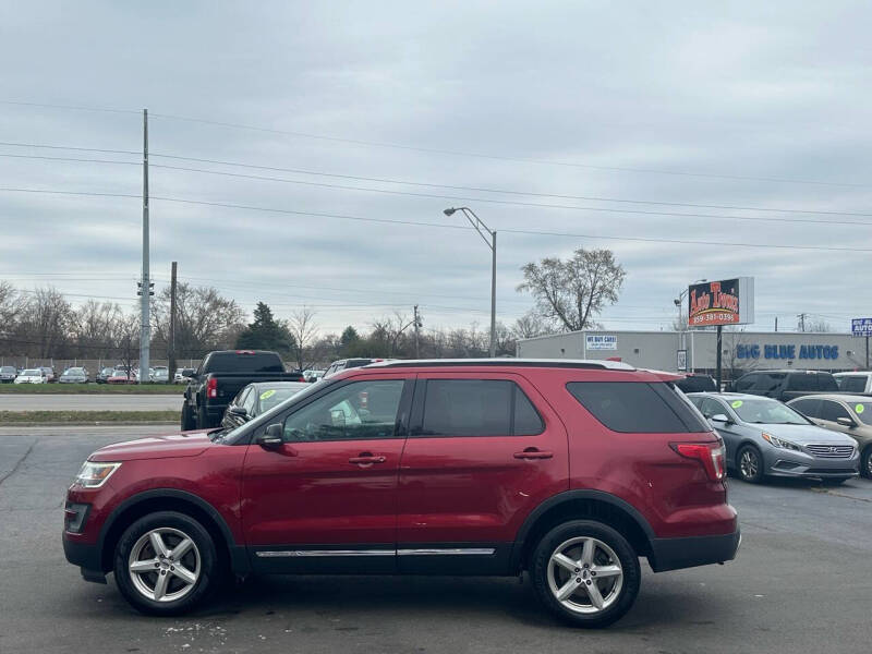 2016 Ford Explorer XLT photo 5