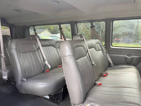 2017 Chevrolet Express LS 3500