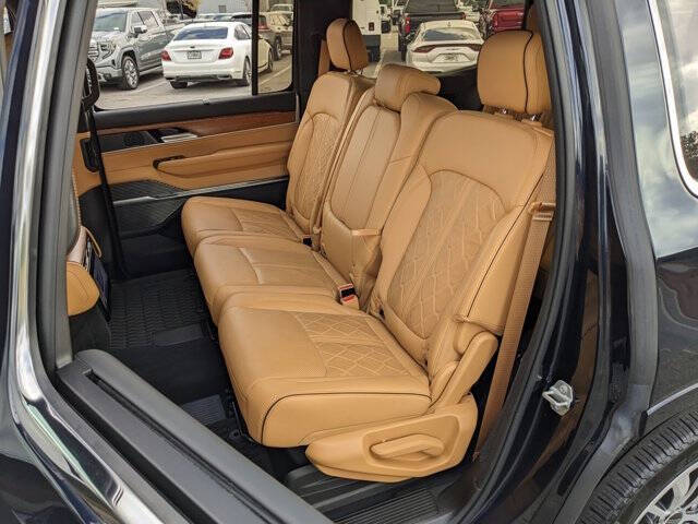 2024 Jeep Grand Wagoneer Series III