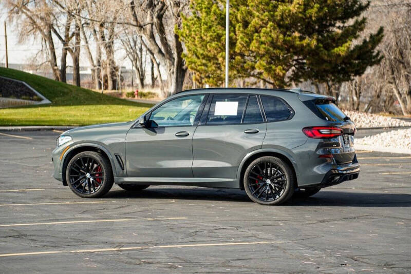 2023 BMW X5 M50i