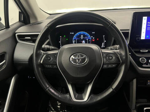 2024 Toyota Corolla Cross XLE