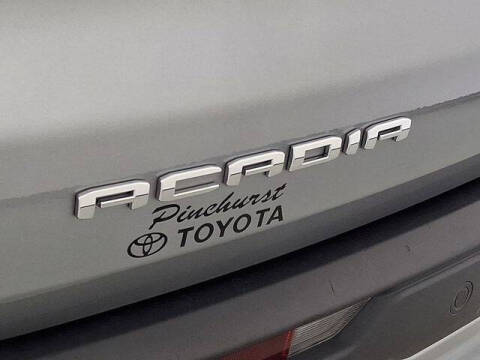 2024 GMC Acadia Elevation