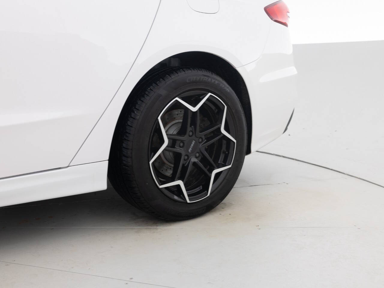 Used Car 2019 Ford Fusion  Se 4dr Sedan For Sale Under $12,000 In Coal City, Illinois