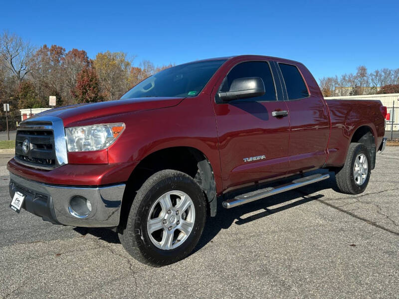 2010 Toyota Tundra Tundra Grade's photo