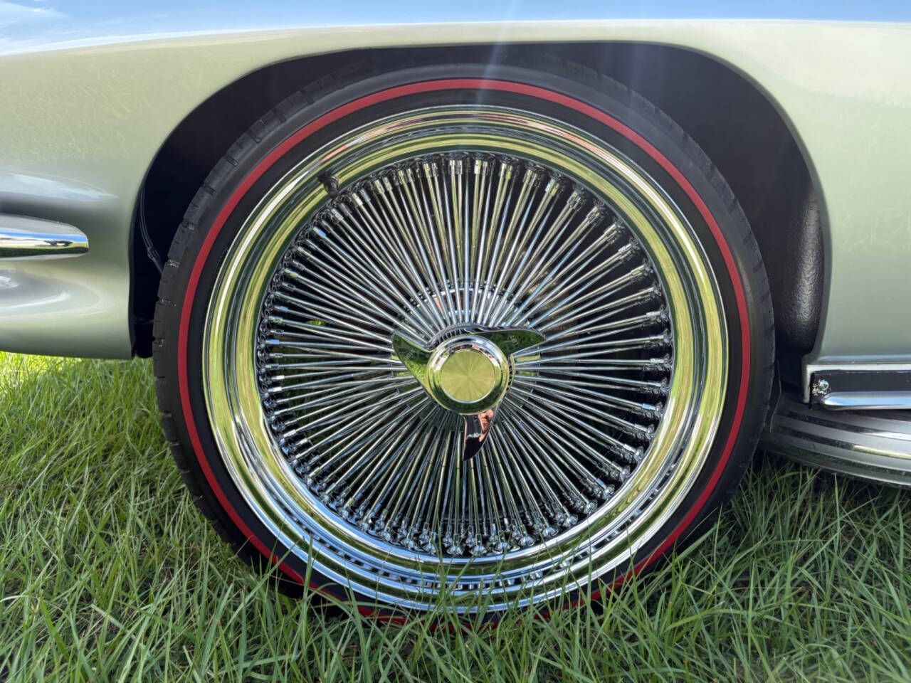 1965 Chevrolet Corvette 24