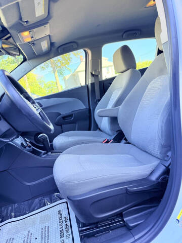 2019 Chevrolet Sonic LT Auto Fleet