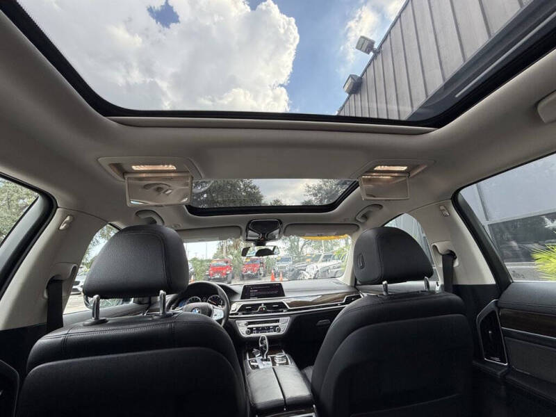 2019 BMW 7 Series 740i xDrive