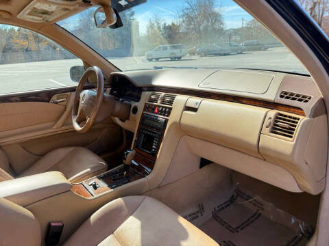 2002 Mercedes-Benz E-Class E 320 4MATIC