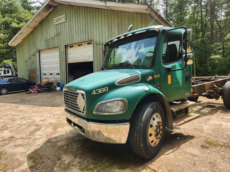 2006 Freightliner M2 106