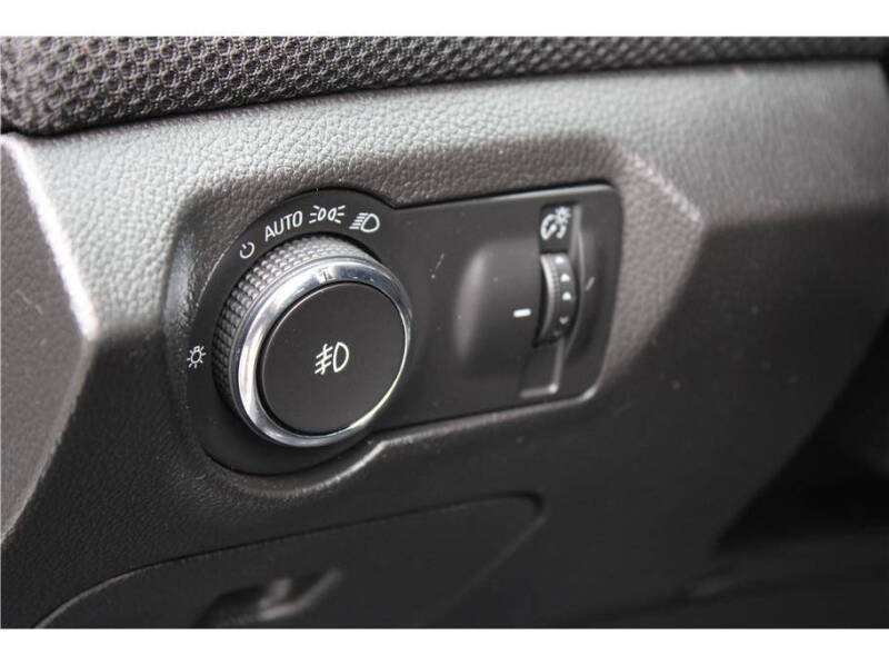 2016 Chevrolet Cruze Limited 1LT Auto