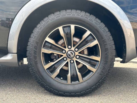 2017 Nissan Armada Platinum