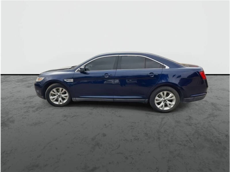 2011 Ford Taurus SEL