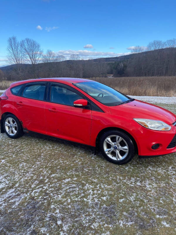 2014 Ford Focus SE's photo