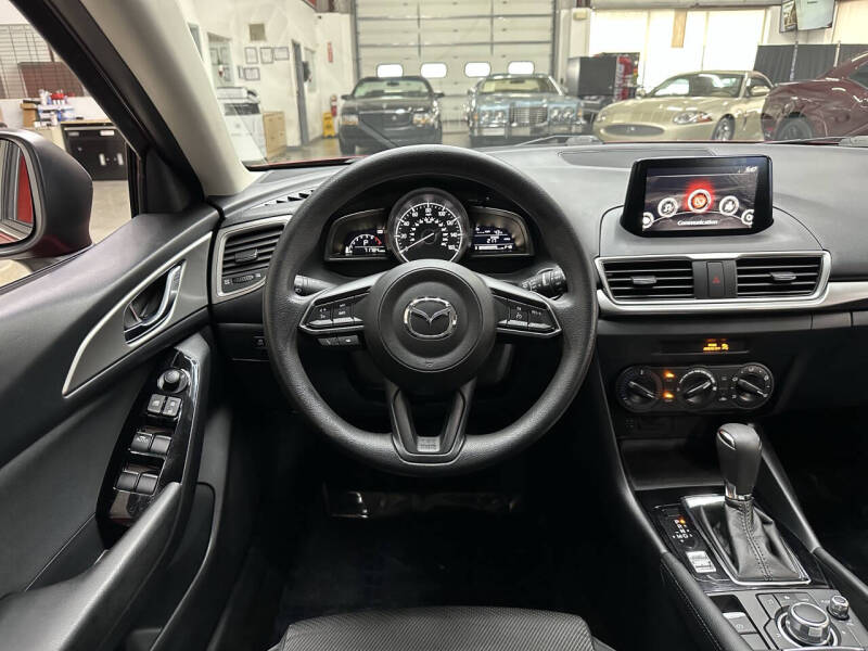 2017 Mazda MAZDA3 Sport