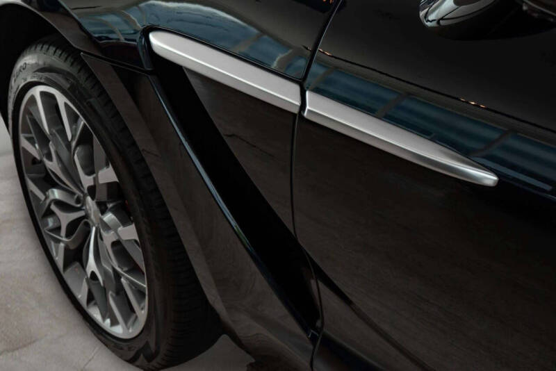 2023 Aston Martin DBX