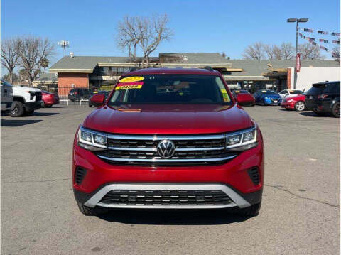 2022 Volkswagen Atlas for sale at Used Cars Fresno in Clovis CA