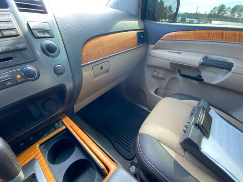 2014 Nissan Armada Platinum