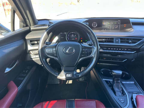 2019 Lexus UX 250h F SPORT