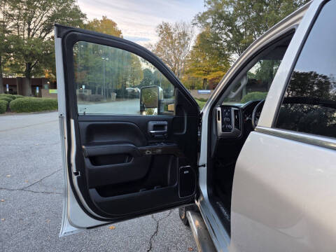 2017 GMC Sierra 3500HD Denali