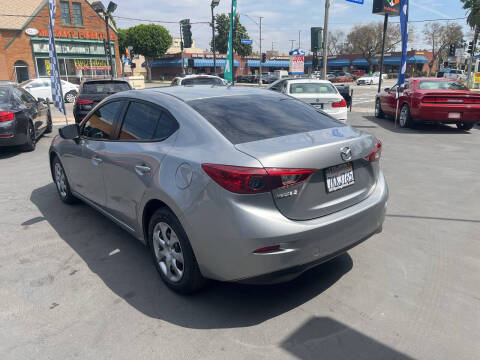 2015 Mazda MAZDA3 i Sport