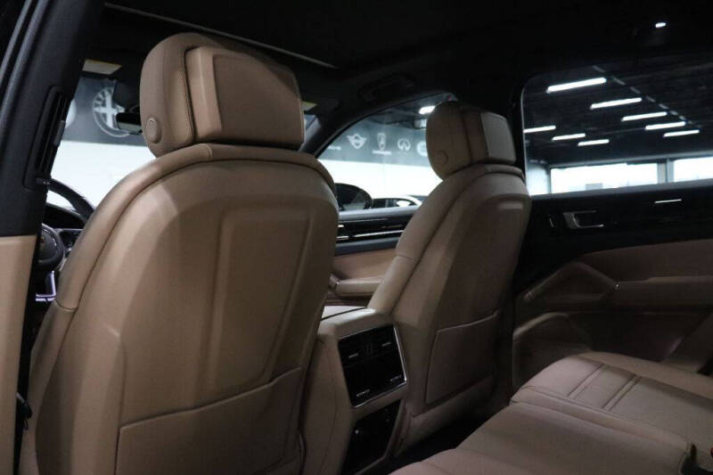 2022 Porsche Cayenne