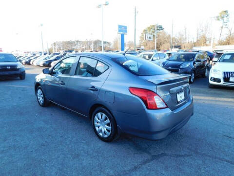2016 Nissan Versa 1.6 S