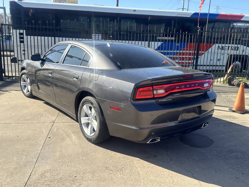 2014 Dodge Charger SXT Plus