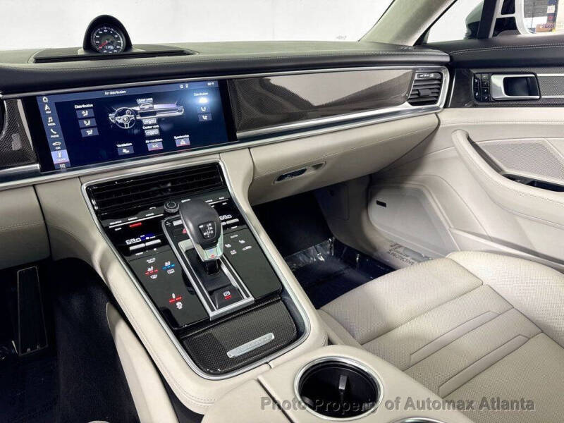 2018 Porsche Panamera Turbo