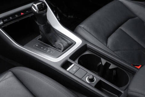 2020 Audi Q3 quattro Premium 45 TFSI