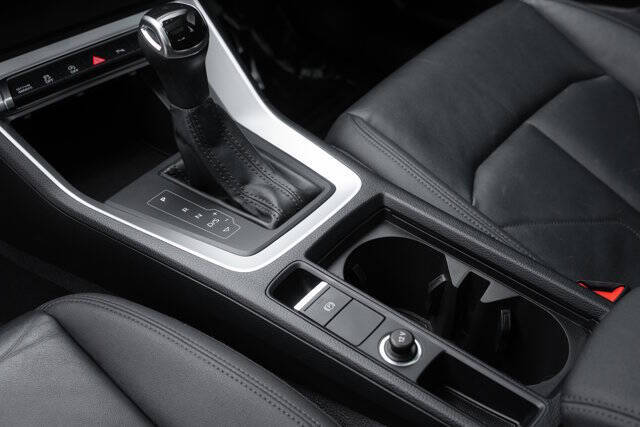 2020 Audi Q3 quattro Premium 45 TFSI