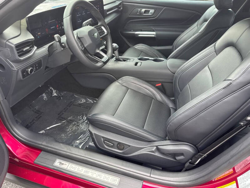 2025 Ford Mustang EcoBoost Premium