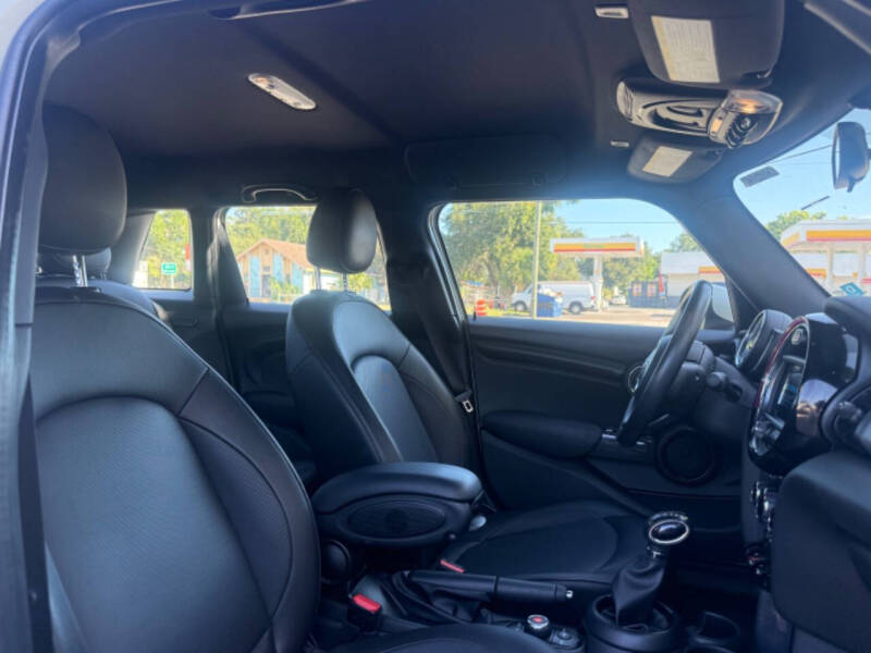 2019 MINI Hardtop 4 Door Cooper
