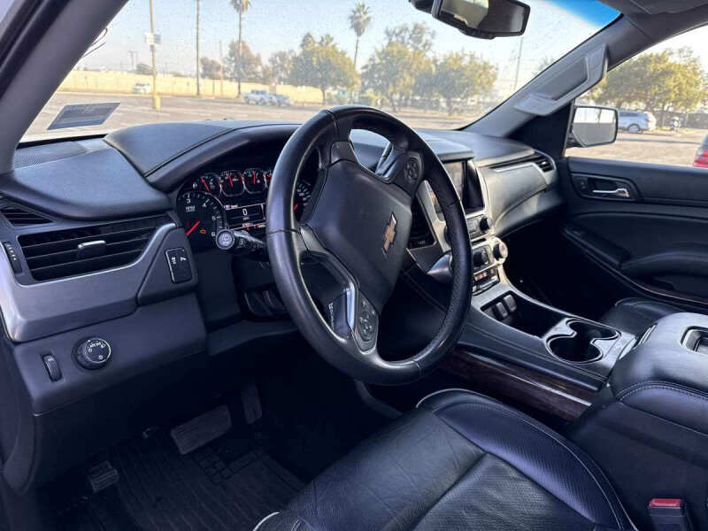 2017 Chevrolet Suburban LS