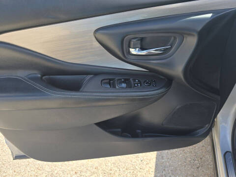 2017 Nissan Murano SV