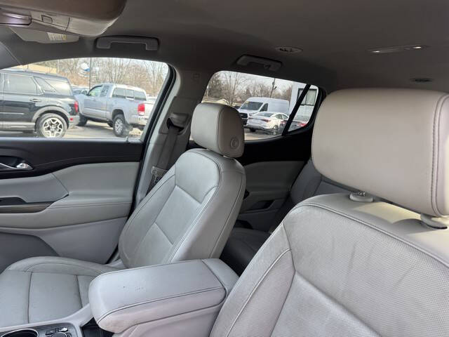 2020 GMC Acadia SLT