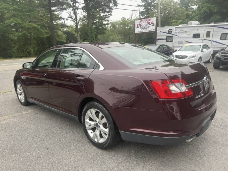2011 Ford Taurus SEL