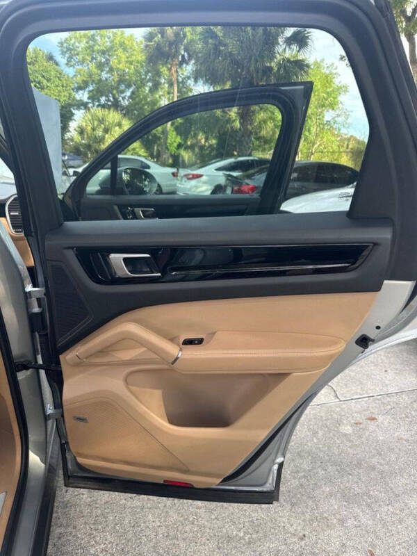 2020 Porsche Cayenne