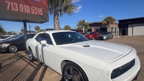 2013 Dodge Challenger SXT