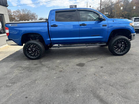 2018 Toyota Tundra SR5