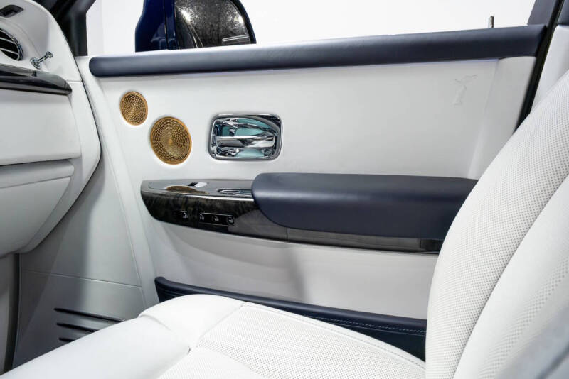 2021 Rolls-Royce Phantom