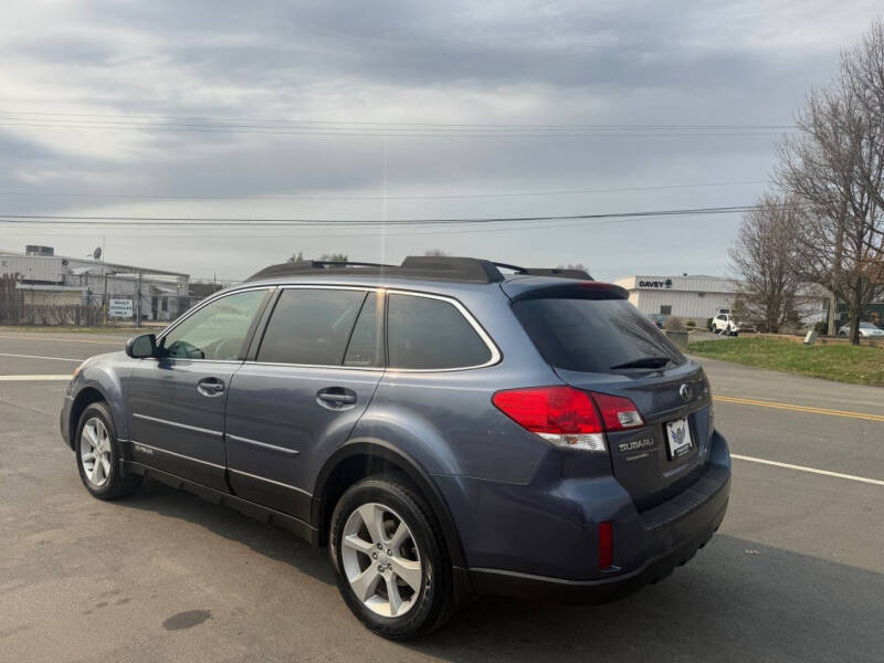 2013 Subaru Outback 2.5i Premium