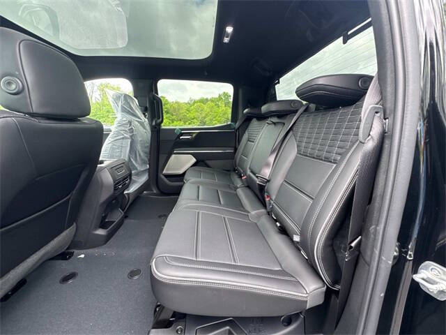 2025 GMC Sierra EV Denali