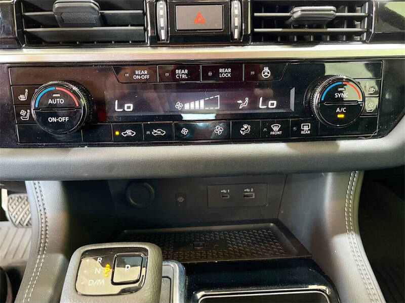 2024 Nissan Pathfinder Platinum