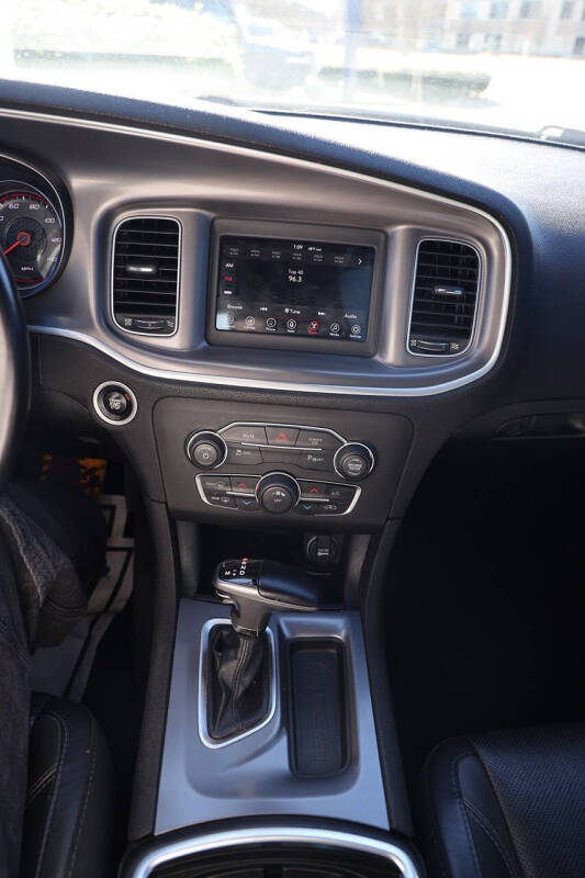 2020 Dodge Charger SXT