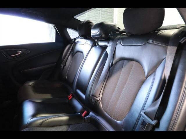 2015 CHRYSLER 200 Sedan - $9,850