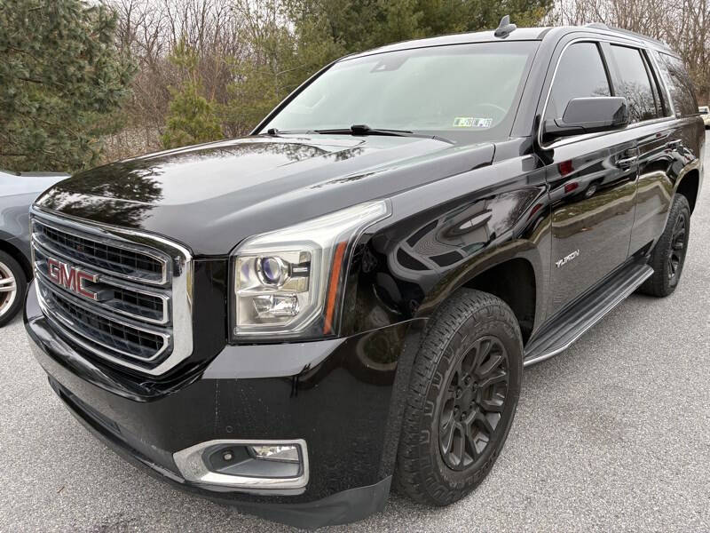 Black 2017 GMC Yukon SLT 4x4 SLT 4dr SUV 1