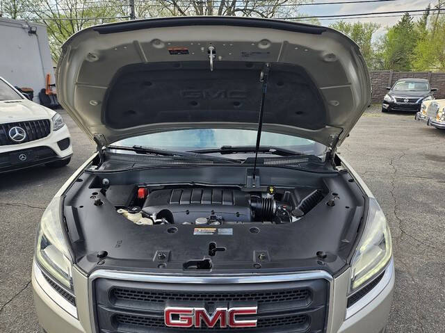 2015 GMC Acadia SLE-2