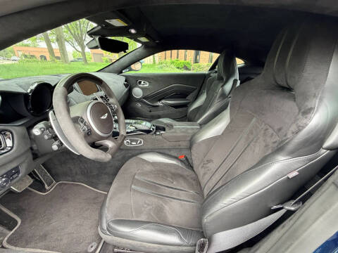 2020 Aston Martin Vantage